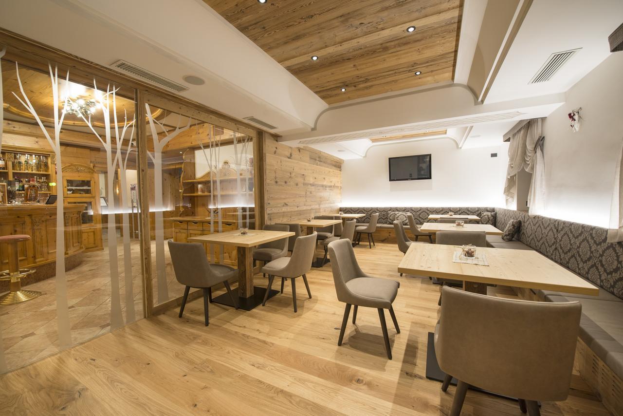金杰山活跃酒店 梅扎纳 外观 照片